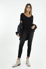 image-8765db28b40f4bb7a6ca36cf79c0440b