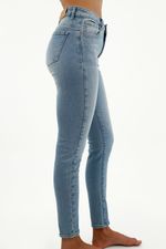 image-baf74bd08992462c96a1691ac47c812b