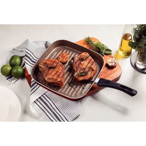 Bifera Tramontina Paris en Aluminio con Revestimiento Interno con Antiadherente Starflon Max y Externo de Silicona Rojo 28 cm 2,3 L