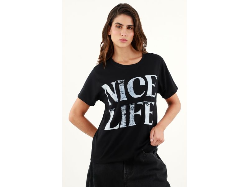 Camiseta negra estampada online mujer