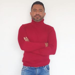 Buzo para Hombre GO PLK Cuello Tortuga Vinotinto Tejido en Hilo