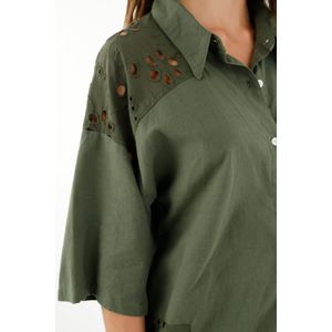 Camisa verde tipo bowling para mujer