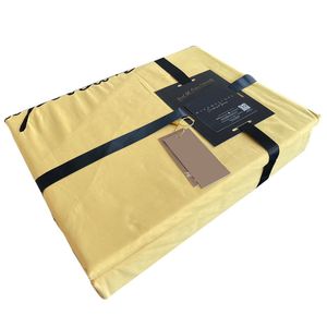 Duvet Sampson Bordado Mostaza