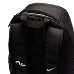 MORRAL-NIKE-DV6246-010