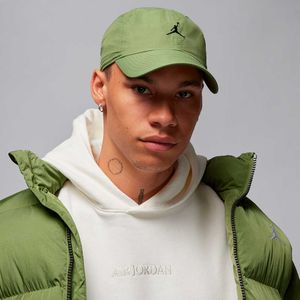 GORRA NIKE FD5185-340 VERDE