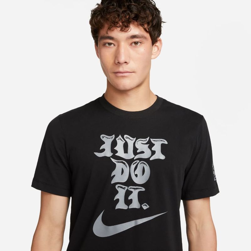 PANTALONETA-NIKE-HOMBRE-FJ2401-010