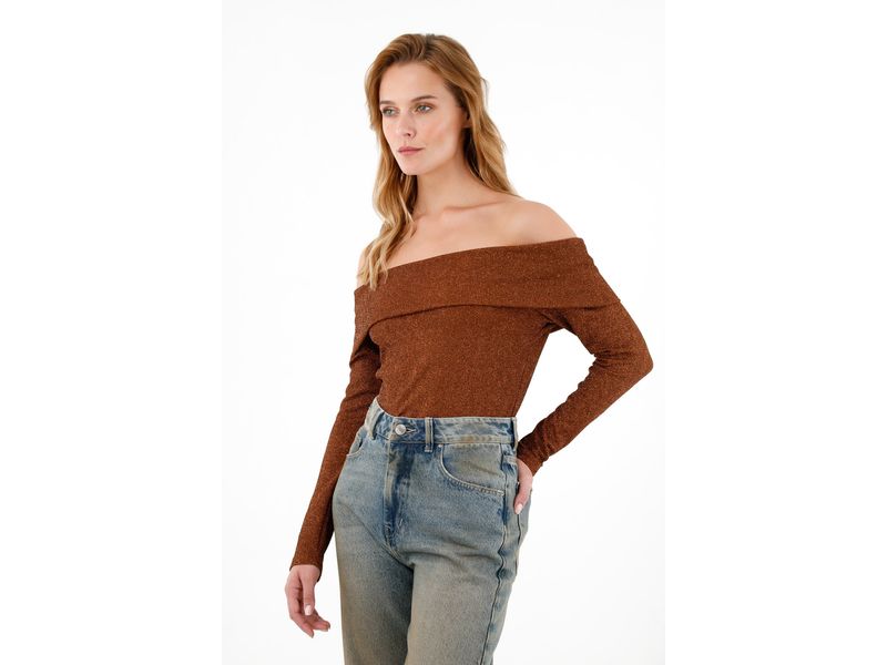 Camiseta cuello bandeja hotsell