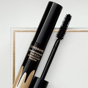 Pestañina Covergirl Exhibitionist Very Black Lavable 9ml