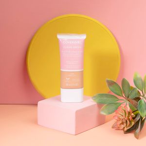 Base Covergirl Clean Fresh Skin Milk