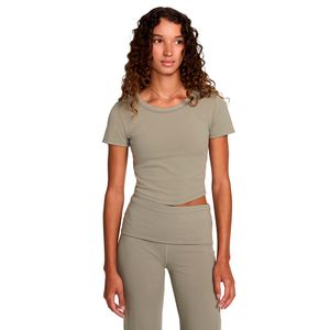 CAMISETA NIKE MUJER FN2804-320