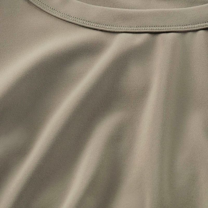 CAMISETA-NIKE-MUJER-FN2804-320