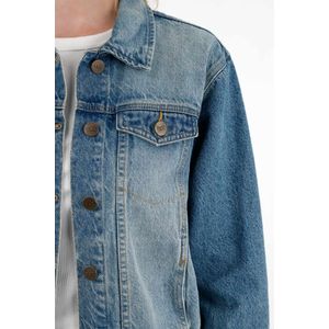 Chaqueta azul en denim para mujer