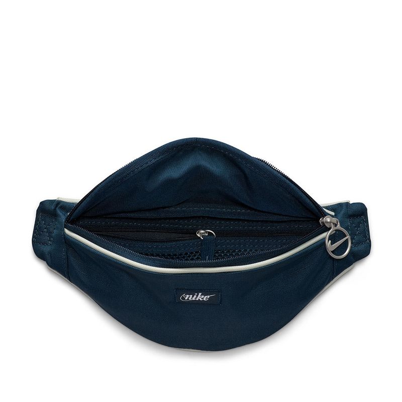 MORRAL-NIKE-DR6266-478