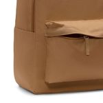 MORRAL-NIKE-DC4244-224
