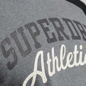 Camiseta Para Hombre Vintage Gym Raglan Superdry