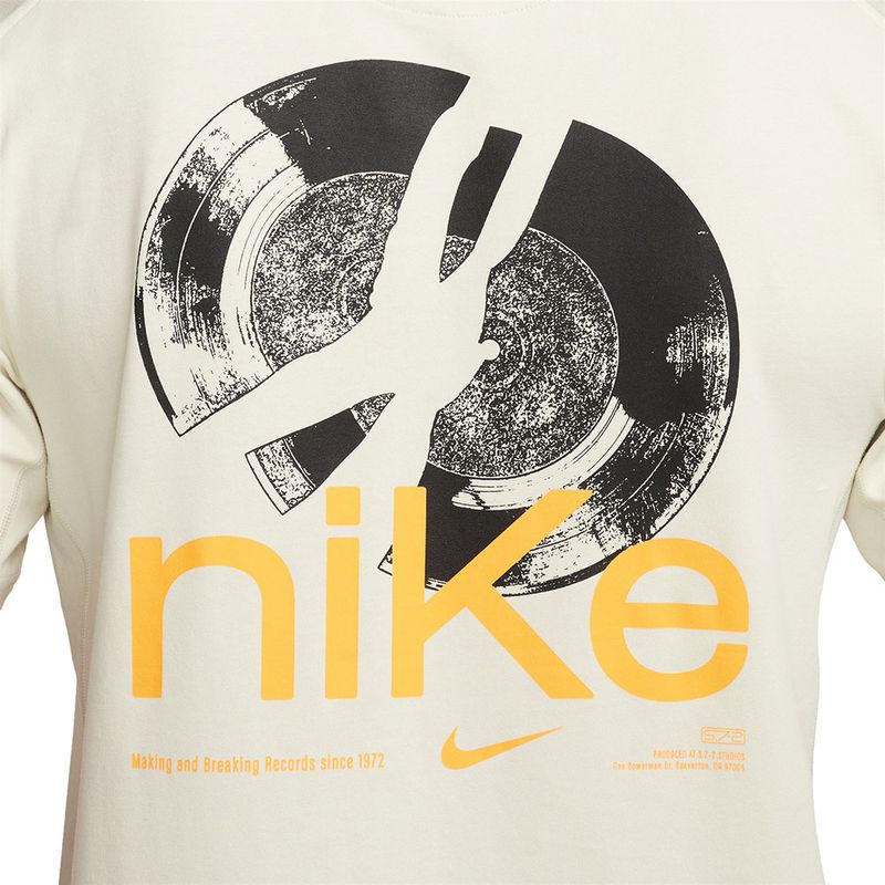 CAMISETA-NIKE-HOMBRE-FN3319-020