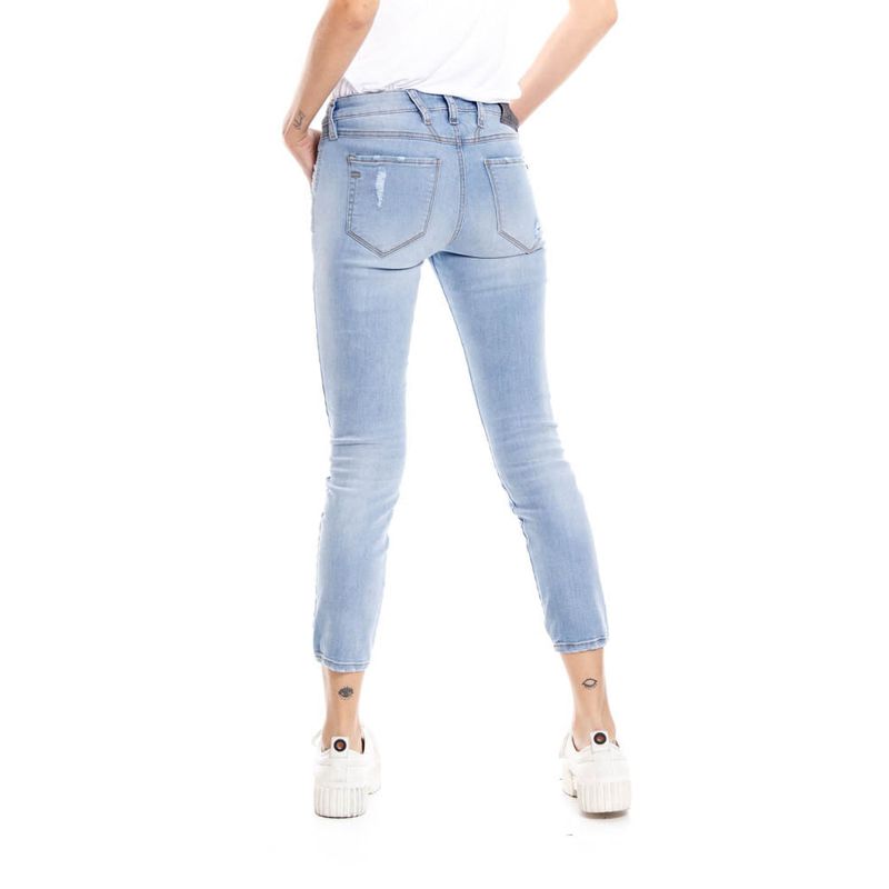image-a3fed122b6f549abbfea5caeda6e6d3f