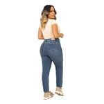 JEAN-TRIVASSI-MUJER-24403
