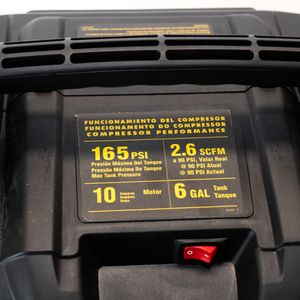 Compresor De Aire De 6 Galones 120V y 1.5Hp Dewalt D2002M-WK