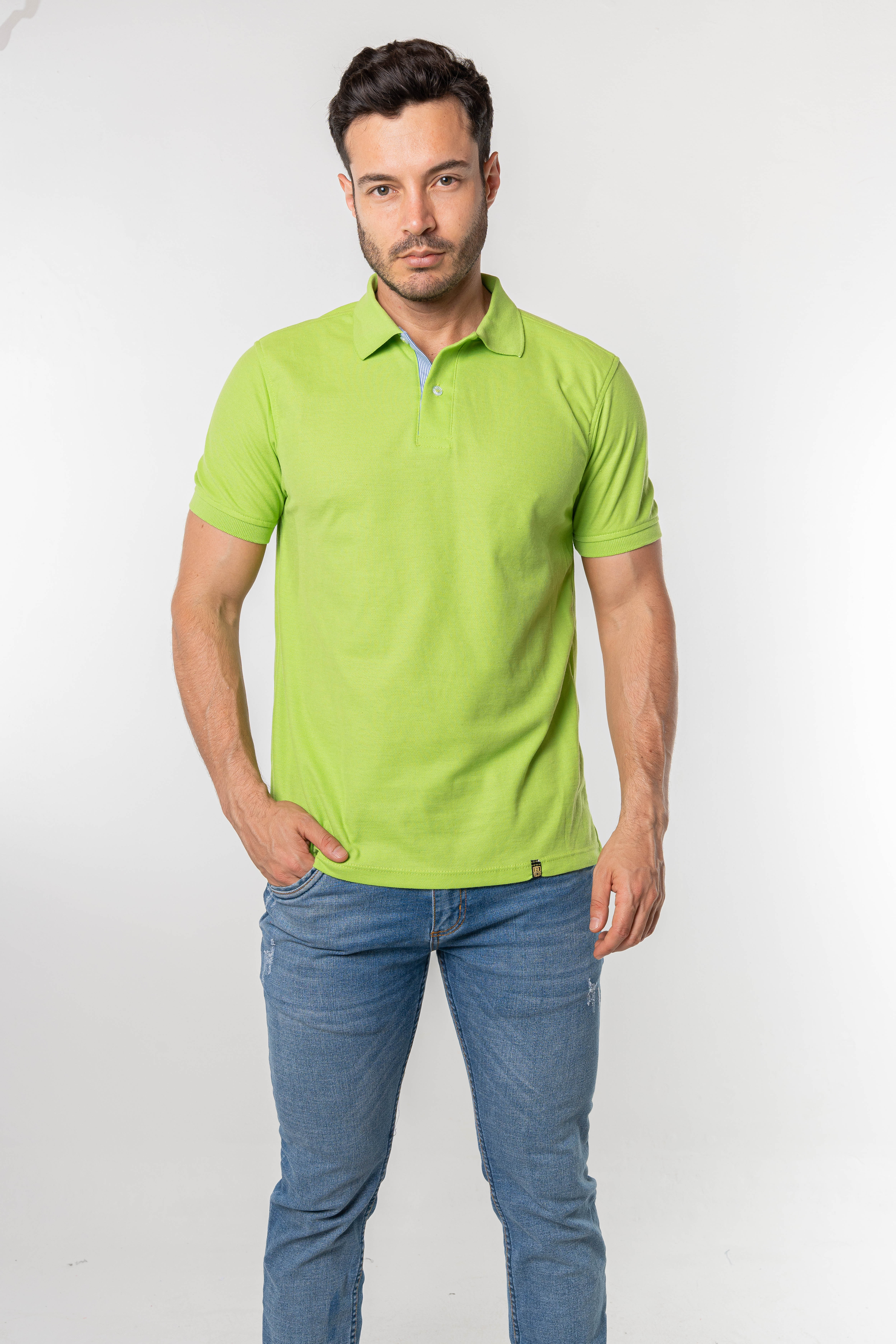 Corbata Camisa Verde Pantalon Negro Hombre Pantalón Negro Outfit