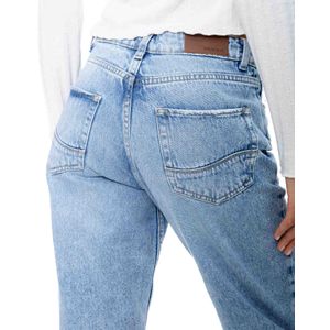 High Waist Mom Fit Jeans Tono Medio Con Rotos