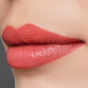 Labial Pure Color Lipstick Creme - Estée Lauder