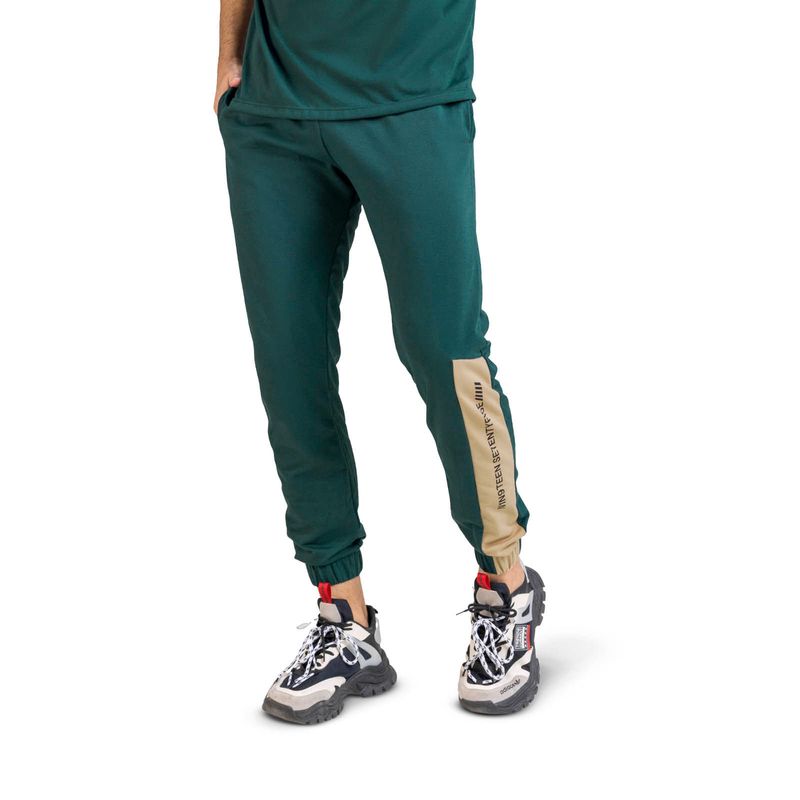 image-cee3bf4d9faf479b978bc888e0d44a84