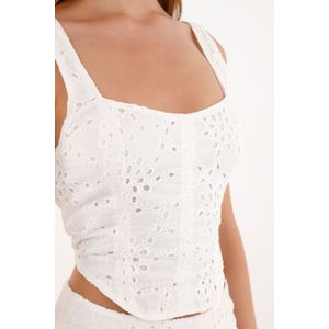 Crop top crudo en ojalillo para mujer