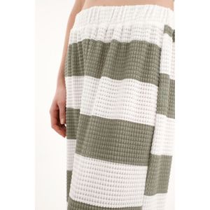 Pantalón Recto tejido con diseño a rayas para mujer
