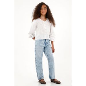Camisa blanca de manga larga con volumen para niña