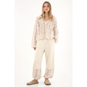 Pantalón en burda con bota enresortada crudo para mujer