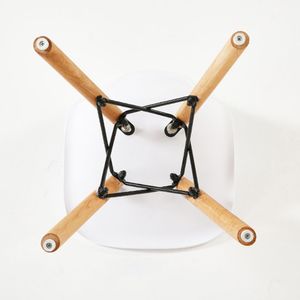 Silla Eames Kids Rosada Ekonomodo