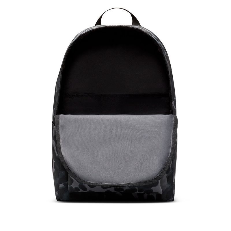MORRAL-NIKE-HF6996-070