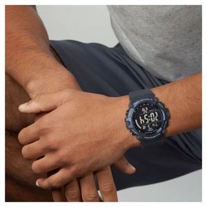 Reloj Casio Modelo AE-1500WH-8B Diseño Deportivo