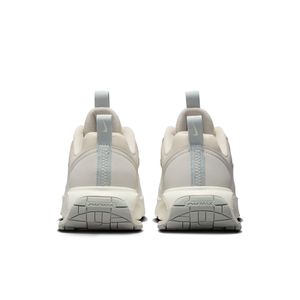TENIS NIKE MUJER DX3705-002 AM INTRLK
