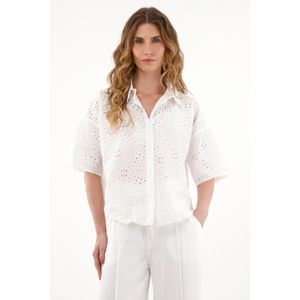 Camisa crop en ojalillo color crudo para mujer