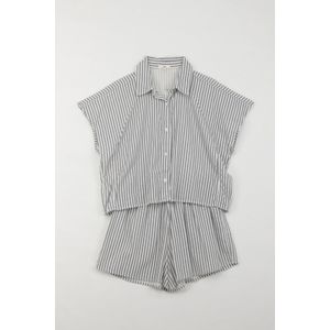 Pijama de camisa y short de rayas para mujer