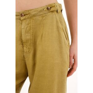 Pantalón tiro alto con teñido overdye verde para mujer