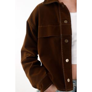 Chaqueta oversize en velvet denim café para mujer