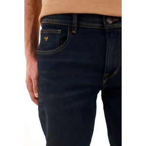 Jean Nudy tiro medio oscuro para hombre
