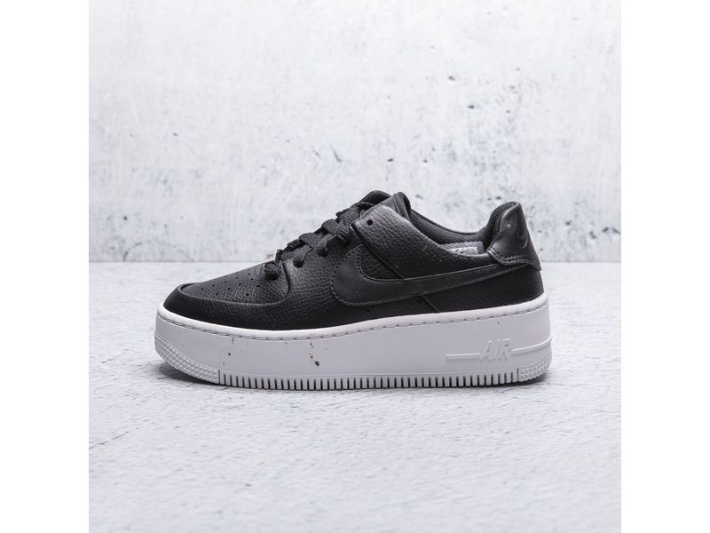 TENIS NIKE MUJER MODA AIR FORCE ONE SAGE LOW Agaval