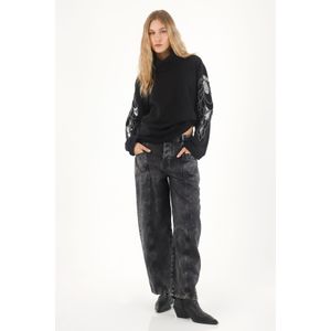 Buzo con bordado de lentejuelas en mangas negro para mujer