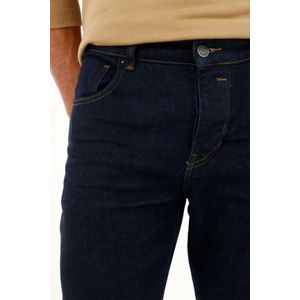Jean Skinny tono oscuro para hombre