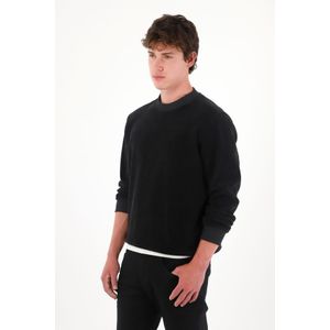 Buzo de diseño cerrado y tela afelpada negro para hombre