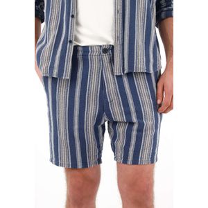 Bermuda clásica de diseño a rayas para hombre
