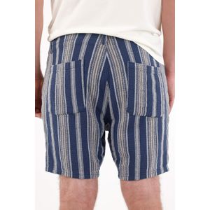 Bermuda clásica de diseño a rayas para hombre