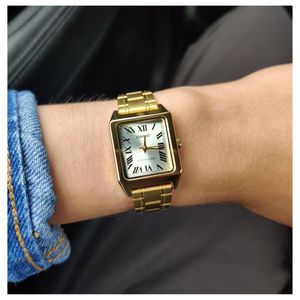 Reloj Casio Referencia LTP-V007G-9B Diseño Elegante