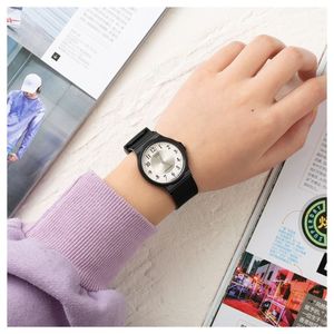 Reloj Casio Modelo MQ-24-7B3 Diseño Casual