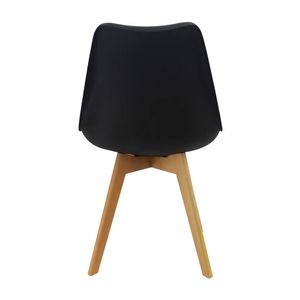 Silla Eames Moderna Acolchada Patas En Madera 78cm Negra