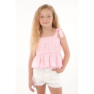 Camisa con detalle en ojalillo rosada para niña